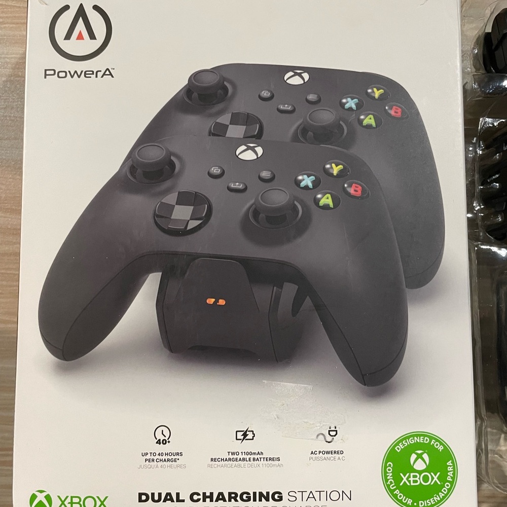 PowerA dual charging station Xbox